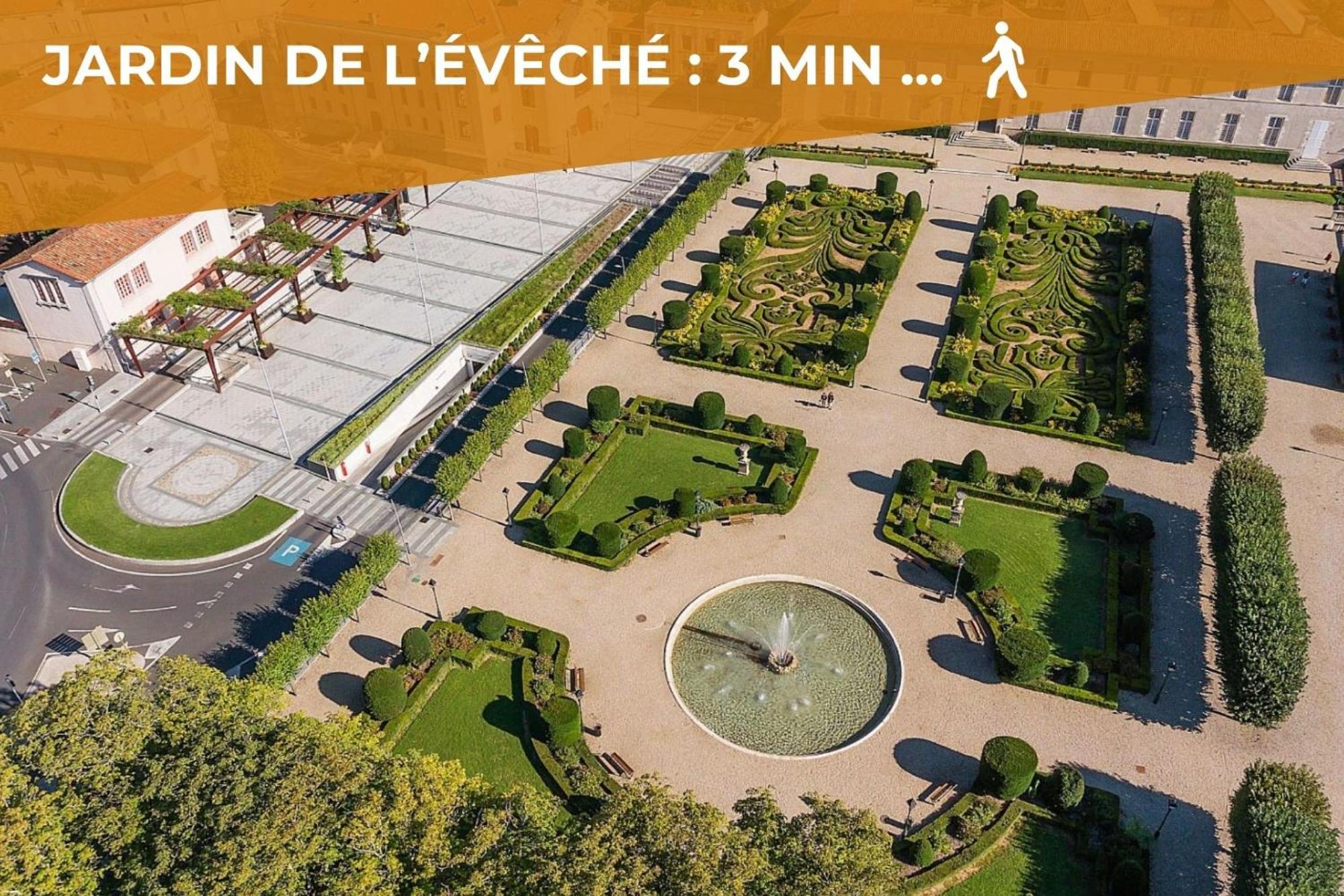 Apartment L'eveche - T3 Spacieux & Traversant En Hypercentre Castres (Tarn)